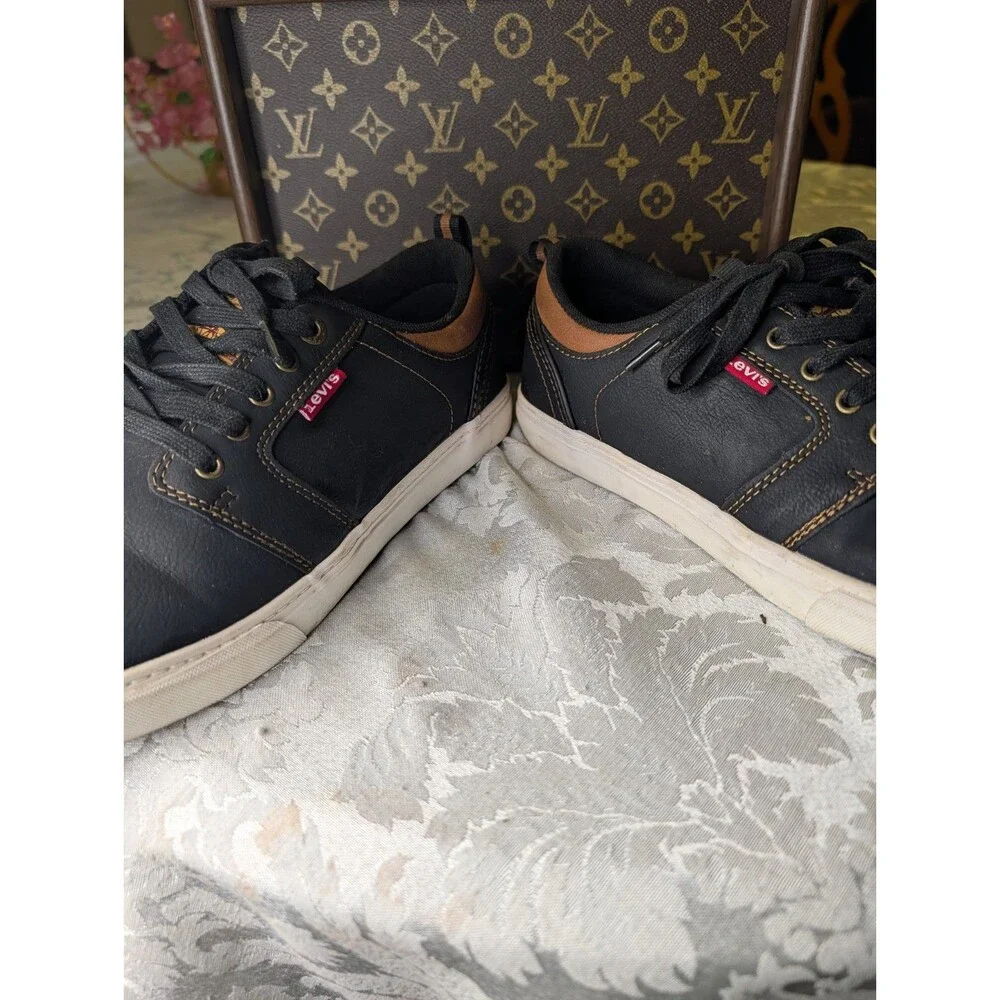Levi's Men's Black Lace-Up Low-Top Casual Sneakers Synthetic Leather Upper 10.5